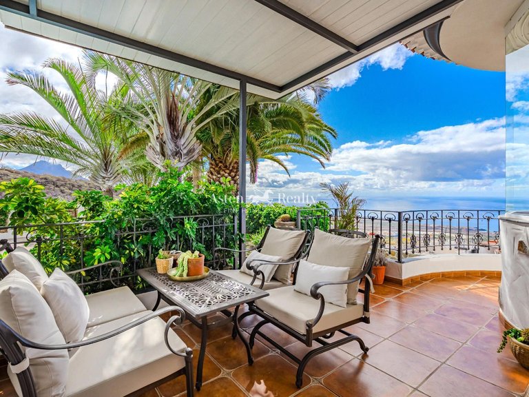 Villa for Sale in Adeje, Tenerife 7