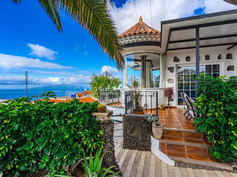 Villa for Sale in Adeje, Tenerife 6
