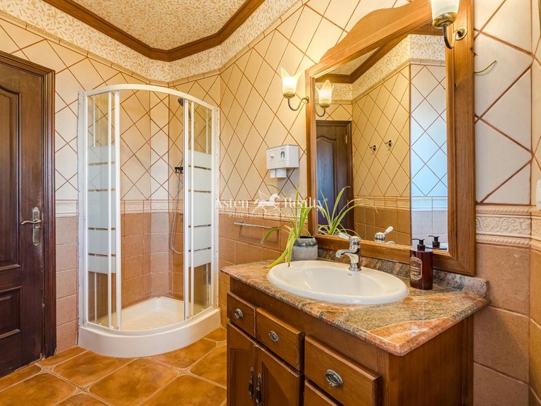 Villa for Sale in Adeje, Tenerife 31