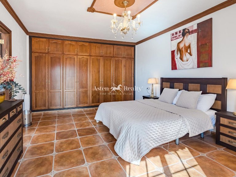 Villa for Sale in Adeje, Tenerife 15