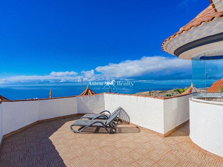 Villa for Sale in Adeje, Tenerife 20