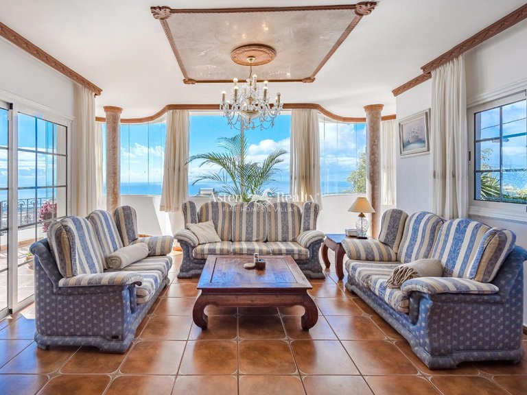 Villa for Sale in Adeje, Tenerife 11