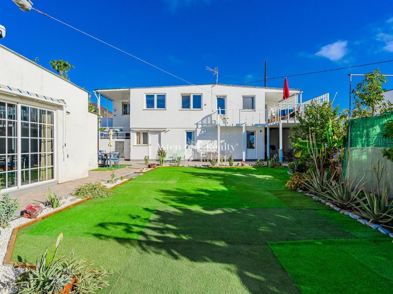 Villa for Sale in Arona, Tenerife 1
