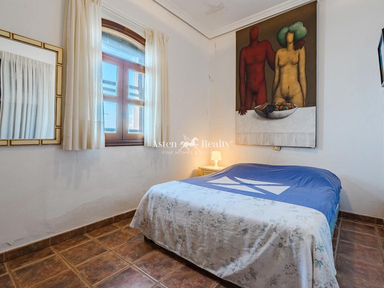 Villa for Sale in El Medano, Tenerife 5