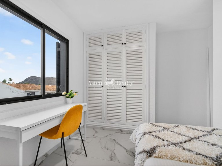 Town House for Sale in Chayofa, Tenerife 19