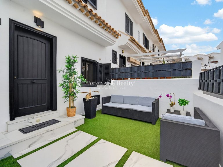 Town House for Sale in Chayofa, Tenerife 21