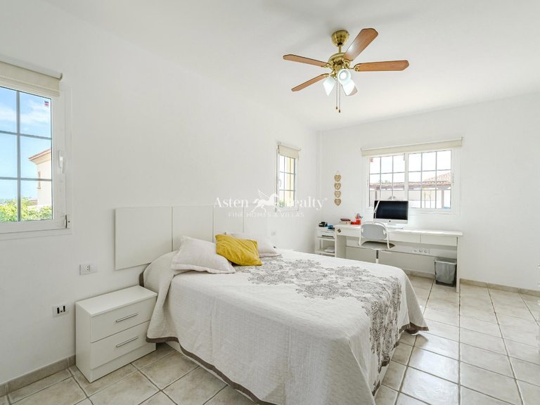 Villa for Sale in Golf Del Sur, Tenerife 16