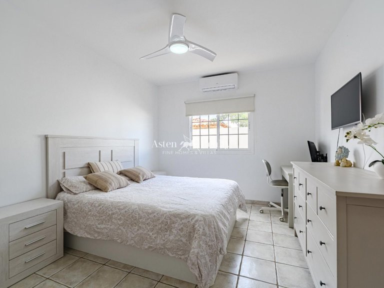 Villa for Sale in Golf Del Sur, Tenerife 19