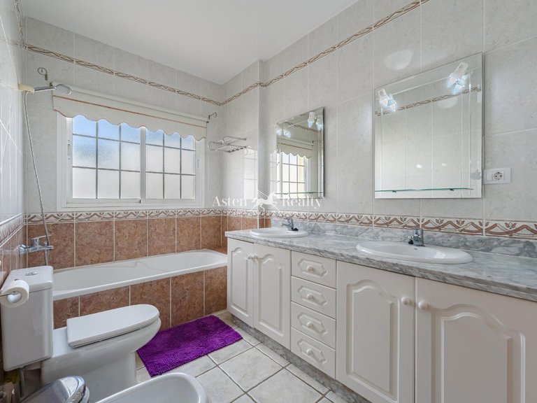 Villa for Sale in Golf Del Sur, Tenerife 22