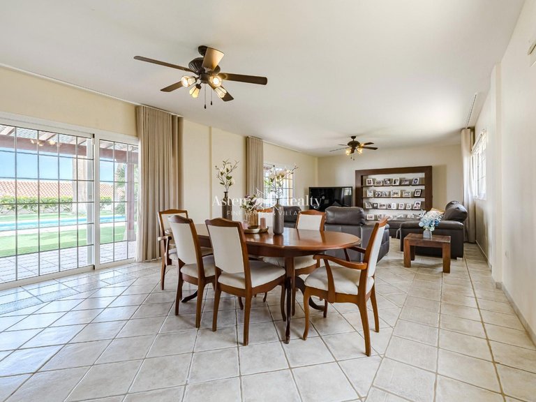 Villa for Sale in Golf Del Sur, Tenerife 23