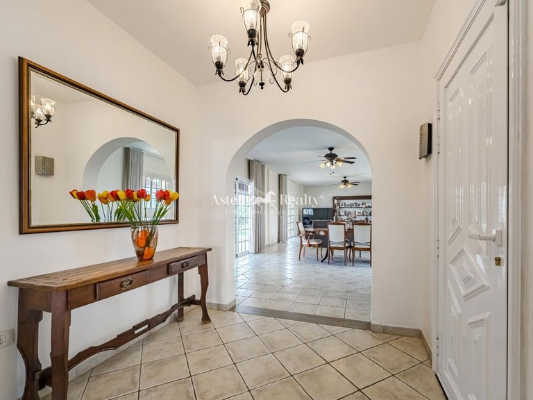 Villa for Sale in Golf Del Sur, Tenerife 27