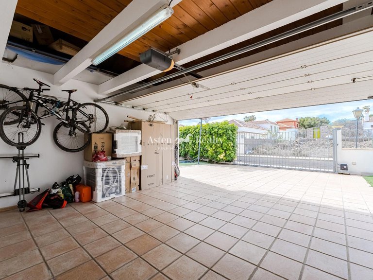 Villa for Sale in Golf Del Sur, Tenerife 33