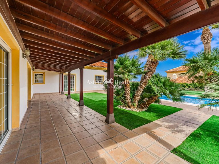 Villa for Sale in Golf Del Sur, Tenerife 39