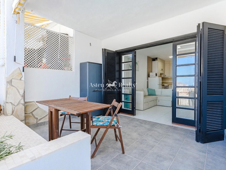 Apartment for Sale in Playa De Los Cristianos, Tenerife 10