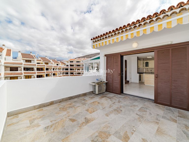 Penthouse for Sale in Playa De Los Cristianos, Tenerife 2