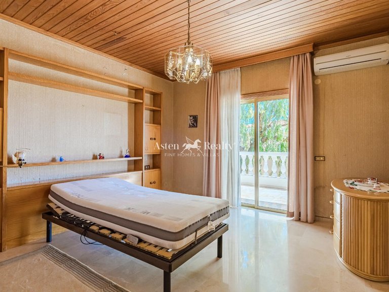 Villa for Sale in Chayofa, Tenerife 13