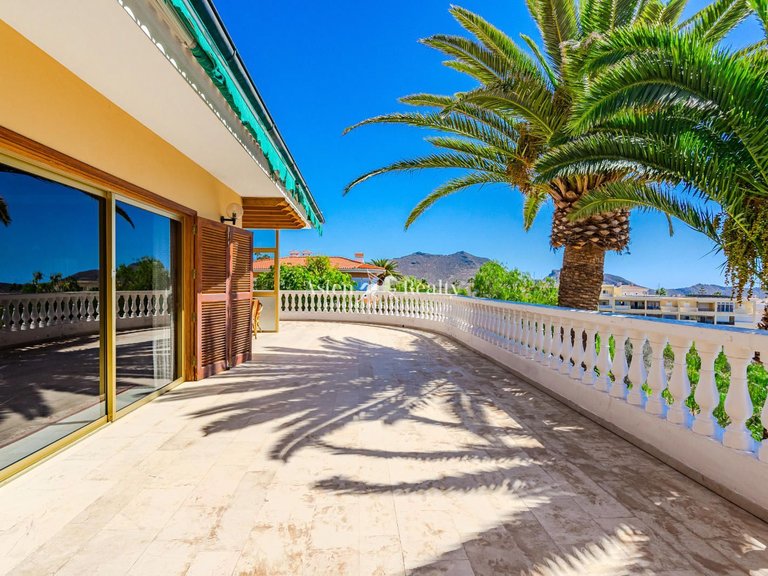 Villa for Sale in Chayofa, Tenerife 5