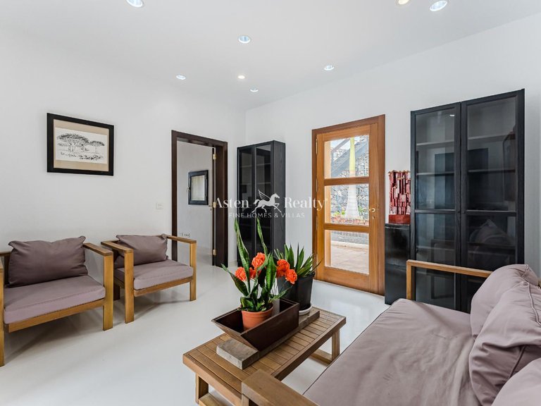Villa for Sale in Tejina De Isora, Tenerife 3