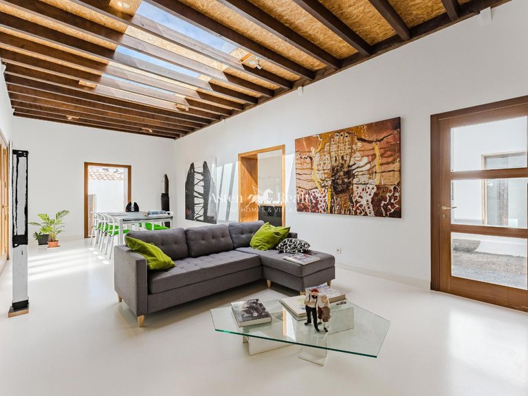Villa for Sale in Tejina De Isora, Tenerife 17