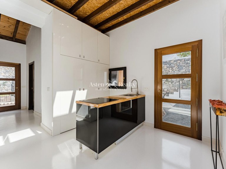 Villa for Sale in Tejina De Isora, Tenerife 21