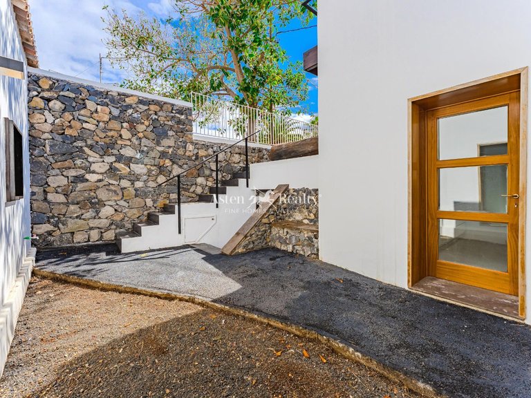 Villa for Sale in Tejina De Isora, Tenerife 23