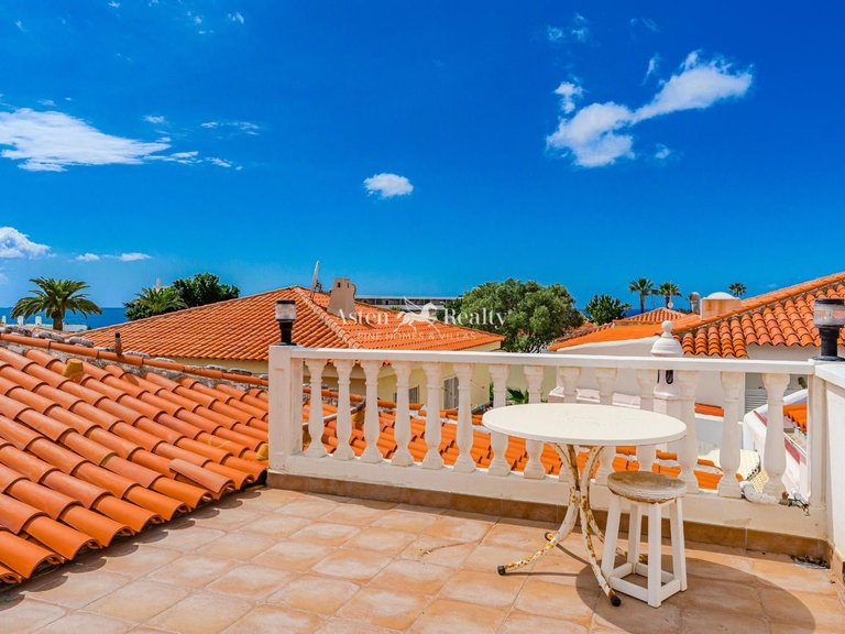 Villa for Sale in Callao Salvaje, Tenerife 4