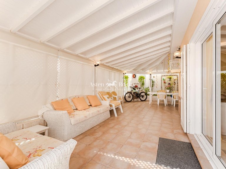 Villa for Sale in Callao Salvaje, Tenerife 5