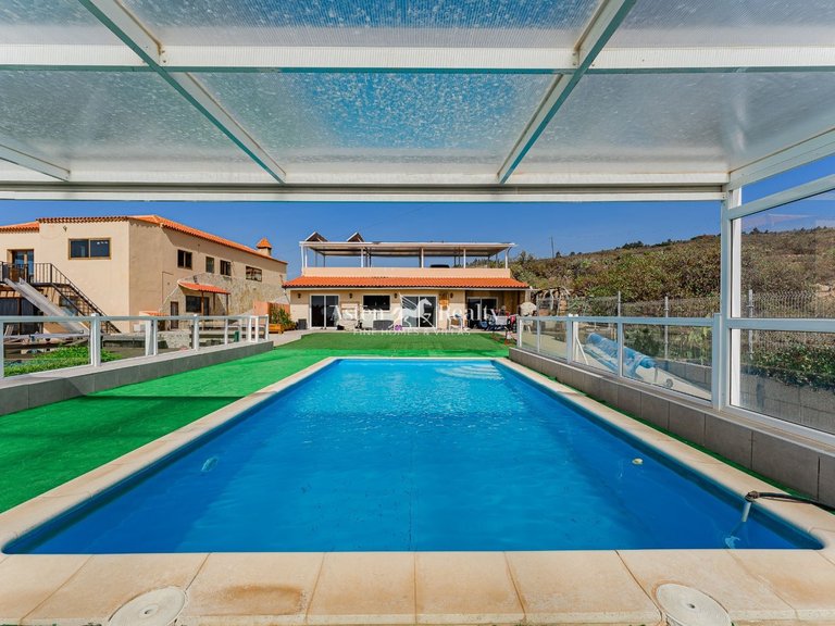 Villa for Sale in San Miguel, Tenerife 3