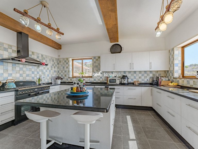 Villa for Sale in San Miguel, Tenerife 15