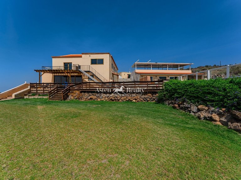 Villa for Sale in San Miguel, Tenerife 26