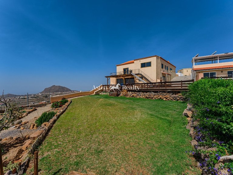 Villa for Sale in San Miguel, Tenerife 27