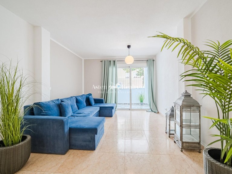 Apartment for Sale in Fañabé, Tenerife 2