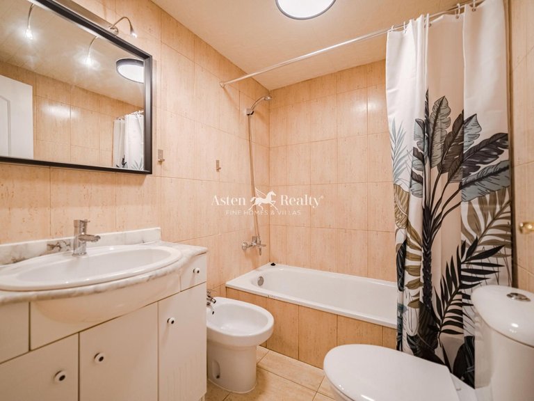 Apartment for Sale in Fañabé, Tenerife 11