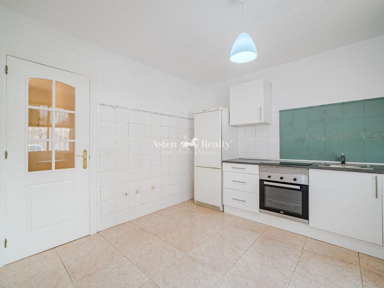 Apartment for Sale in Fañabé, Tenerife 13