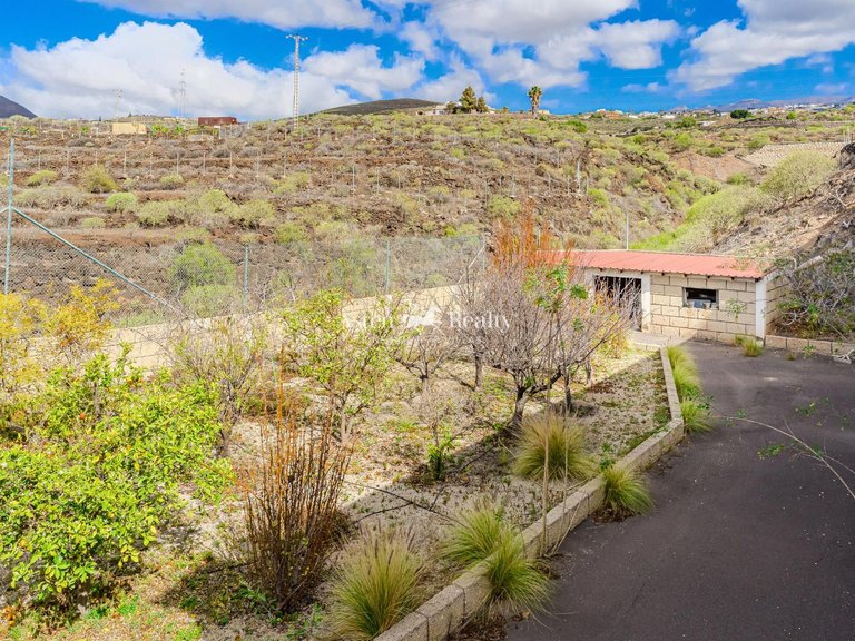 Villa for Sale in San Miguel, Tenerife 2