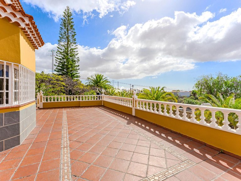 Villa for Sale in San Miguel, Tenerife 8