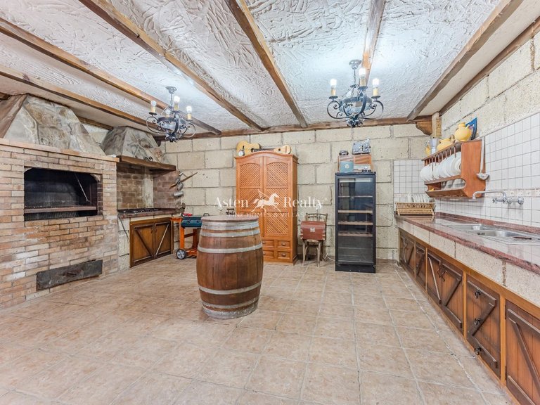 Villa for Sale in San Miguel, Tenerife 16