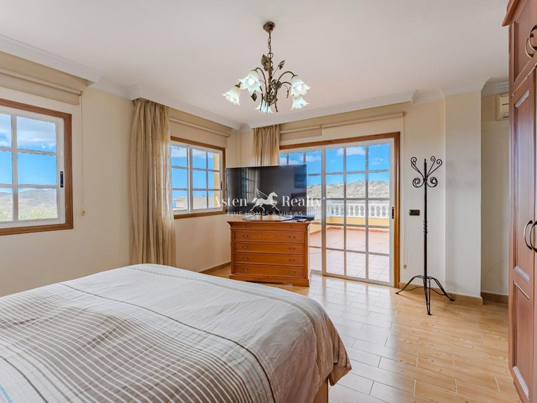 Villa for Sale in San Miguel, Tenerife 34