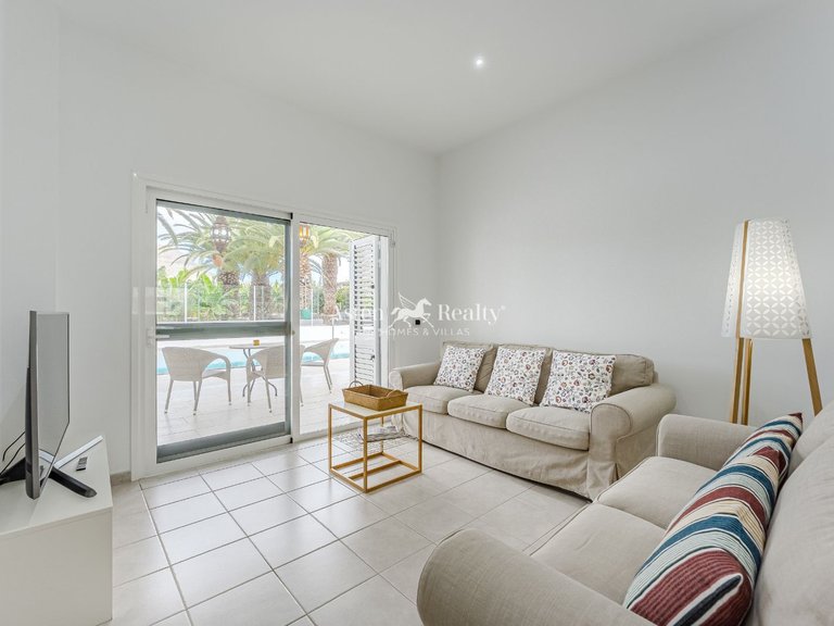 Villa for Sale in Guaza, Tenerife 9