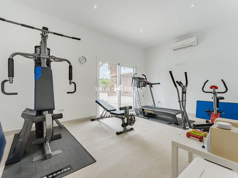 Villa for Sale in Guaza, Tenerife 30