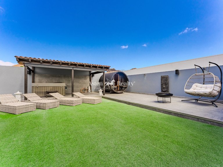 Villa for Sale in San Miguel, Tenerife 6