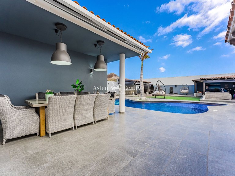 Villa for Sale in San Miguel, Tenerife 9