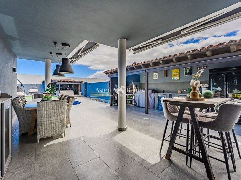 Villa for Sale in San Miguel, Tenerife 10