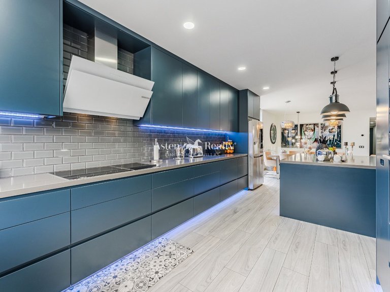 Villa for Sale in San Miguel, Tenerife 22