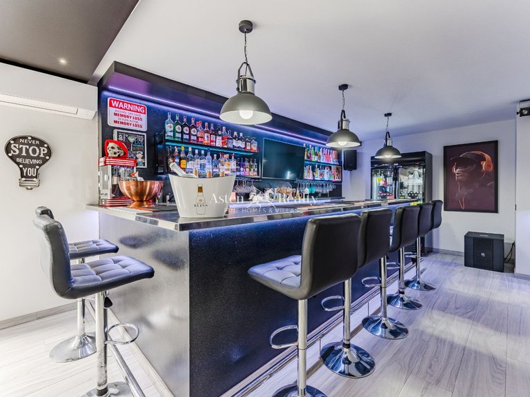 Villa for Sale in San Miguel, Tenerife 25