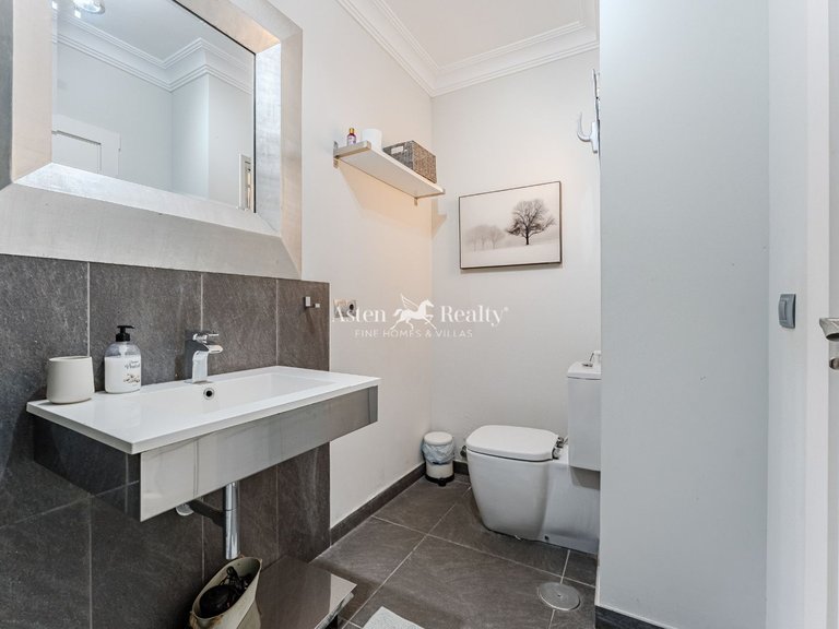 Villa for Sale in Playa De Las Américas, Tenerife 21