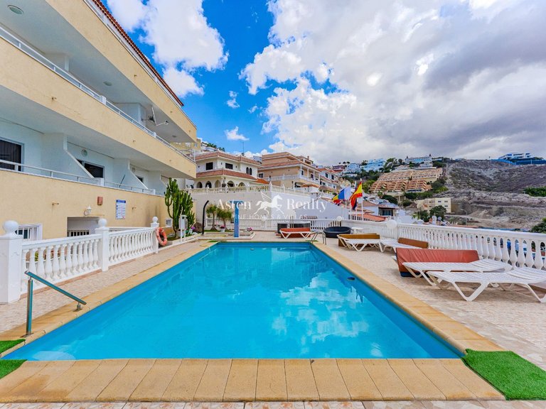 Apartment for Sale in San Eugenio Alto, Tenerife 2