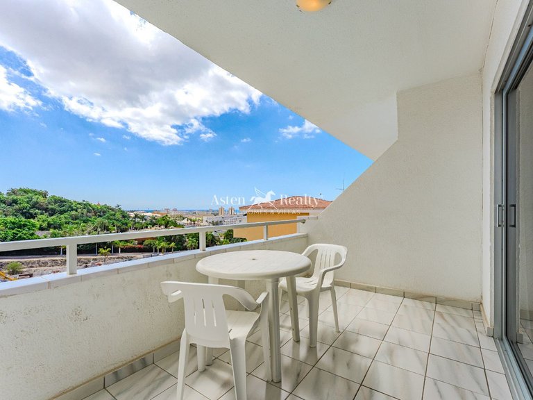 Apartment for Sale in San Eugenio Alto, Tenerife 1