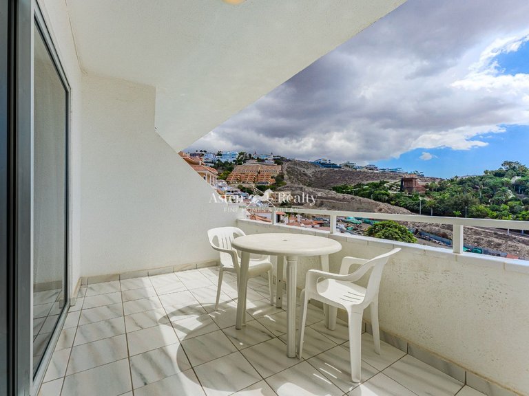 Apartment for Sale in San Eugenio Alto, Tenerife 3