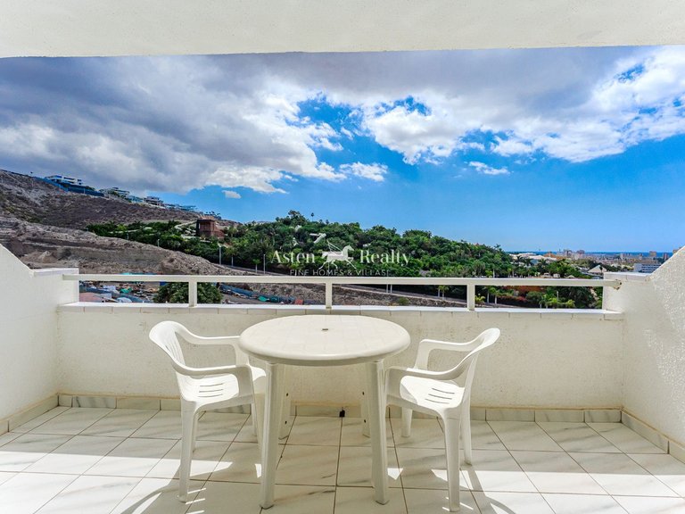 Apartment for Sale in San Eugenio Alto, Tenerife 4